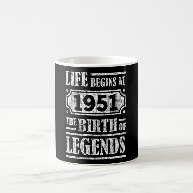74 Jahre alt 1951 Geburt der Legende 74. Geburtsta Kaffeetasse (Mittel)