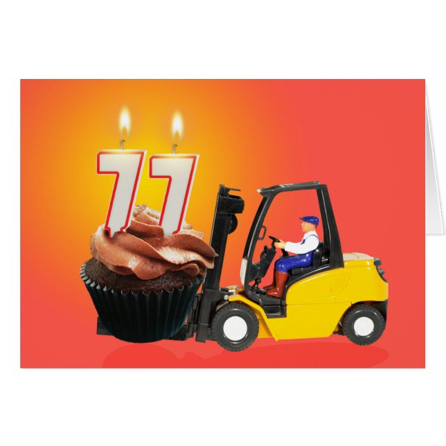 77e anniversaire avec Cupcake, bougies et chariot  (Devant horizontal)
