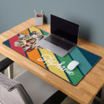 7 Foto Hexagon Collage Retro Strip - Kalligrafie Schreibtischunterlage<br><div class="desc">Diese lustige Foto-Montage beinhaltet einen Platz für 7 Bilder. Das Raster enthält eine hexagonale Collage mit viel Platz, um Ihre Lieblings-Party-Bilder hinzuzufügen. Das Retro-Streifen-Muster in kräftigen Regenbogenfarben verleiht dem Design ein wenig Lustigkeit. Quadratische Foto funktionieren am besten mit dieser Vorlage. Fügen Sie Ihre Lieblings-Bilder zu dieser lustigen Vorlage. Sie können...</div>