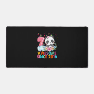 7 Jahre alte Erstaunlich seit 2016 Panda 7. Geburt Schreibtischunterlage