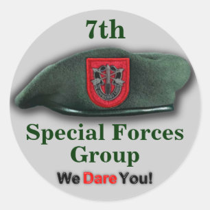 7. Kraftveteranen-Tierärzte greller Aufkleber