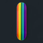 7 Regenbogen-Gay Pride-Fahne Skateboard<br><div class="desc">7 Streifen Regenbogen Gay Pride Flag 7 1/4" Skateboard Version mit heißrosa Streifen entfernt,  weil der warme rosa Stoff (1978-79) nicht verfügbar ist.</div>