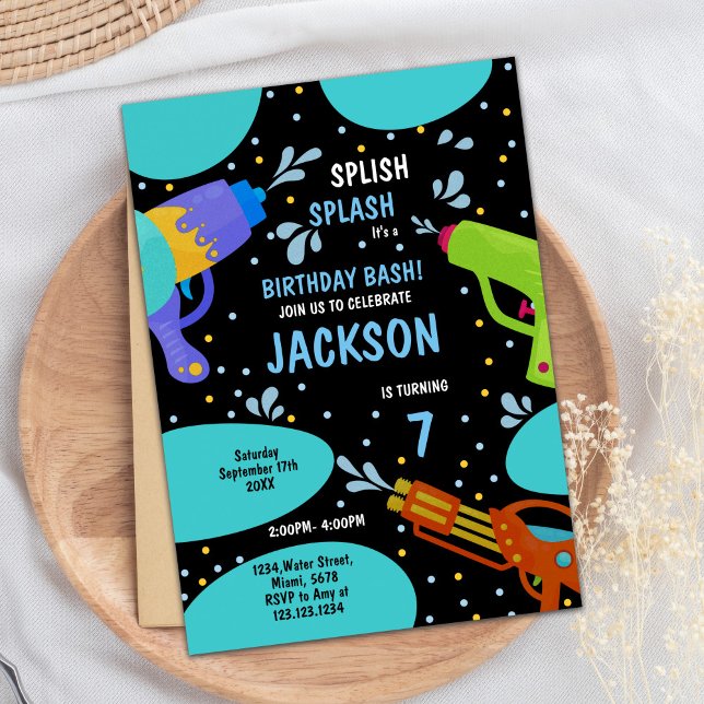 7e Invitations de canon à eau verte noir (7th Black Green Water Gun Invitations)