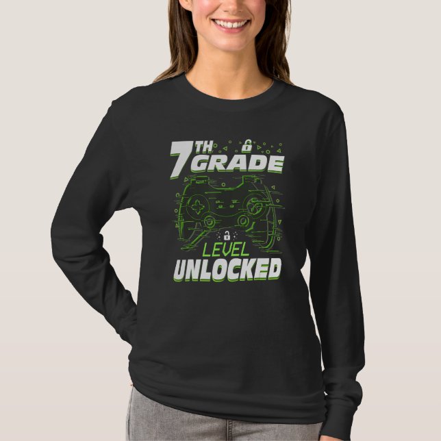 7th Grade Level Unlocked Back To School Video Game T-Shirt (Vorderseite)