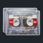 80er Kassette Mixtape 40. Geburtstags-Party Einladung<br><div class="desc">Lustige 80er Kassette Mixtape ist 40. Geburtstags-Party Einladung für Ihr Achtzigerjahre Thema-Tanz-Party oder fortieth heftigen Schlag für Männer,  Typen oder jedermann perfekt! Magnetband für Tonaufzeichnungen der coolen realistischen Kassette mit einem personalisierten Aufkleber.</div>