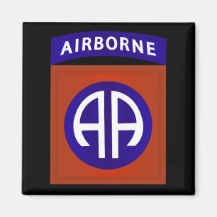 82. IM FLUGZEUG ABTEILUNG MAGNET