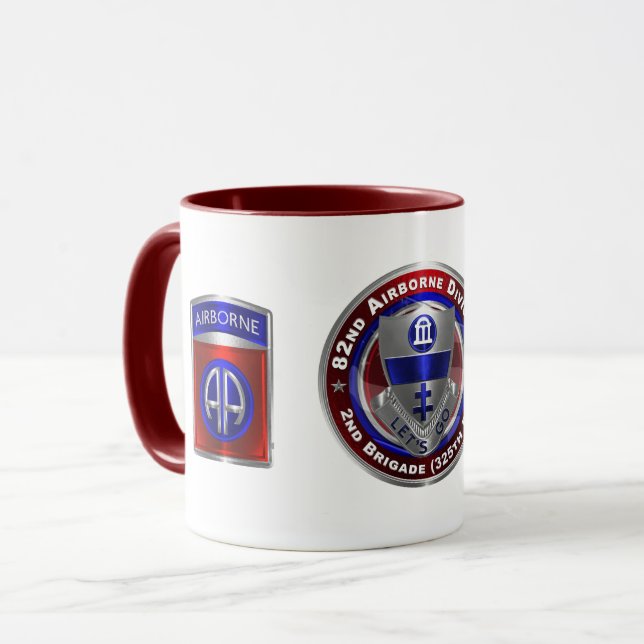 82. Im Flugzeug Division 2. Brigade 325. PIR Tasse (Vorderseite Links)