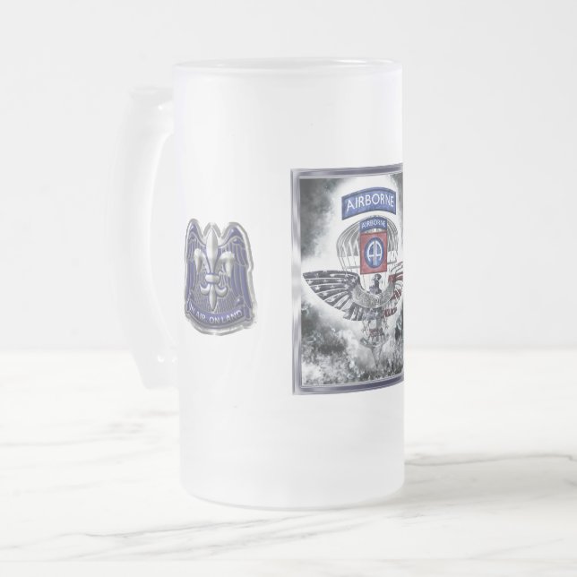 82. Im Flugzeug Division Explosive Gerahmte Konstr Mattglas Bierglas (Vorderseite Links)