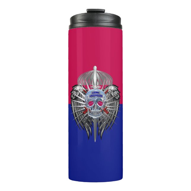 82. Im Flugzeug Division Silver Im Flugzeug Skull Thermosbecher (Vorderseite)