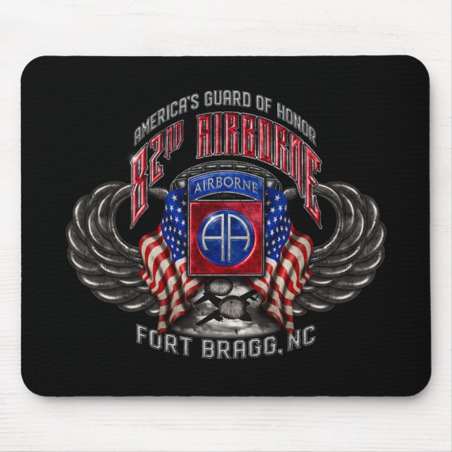82. Im Flugzeug Fort Bragg Black Mousepad (Vorne)