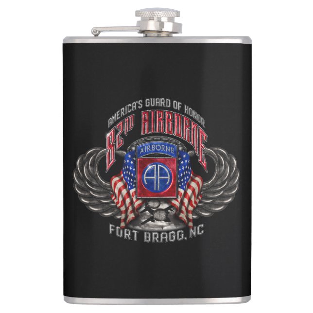 82. Im Flugzeug Fort Bragg Vinyl Wrapped Flask Flachmann (Vorderseite)