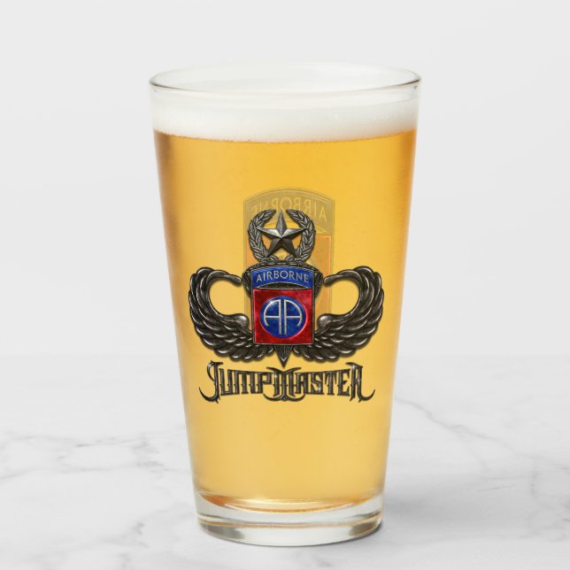82e Jumpmaster aéroporté Verre à pinte de 16 oz (Devant (rempli))