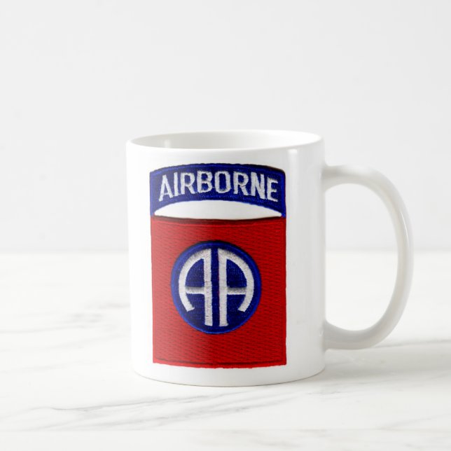 82e Mug aéroporté (Droite)