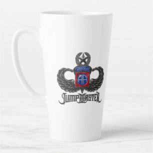 82e Mug en latte blanche de jumpmaster aéroporté