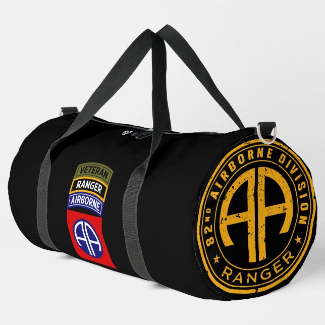 82nd Airborne Ranger Veteran Tab Customizable Duffle Bag (Linke Ecke)