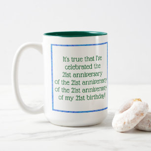 84 Jahre oder älter Zweifarbige Tasse