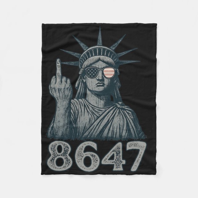 86 47 Anti Trump Funny 8647 Anti-Trump Statue of L Fleecedecke (Vorderseite)
