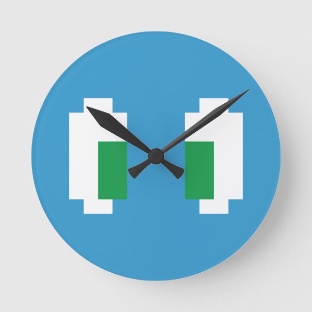 8 Bit Pixel Manga Green Eyes Runde Wanduhr (Vorderseite)