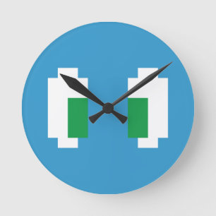 8 Bit Pixel Manga Grüne Augen Runde Wanduhr