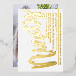 90. Geburtstagsparty weiß mit Goldschrift Folieneinladung