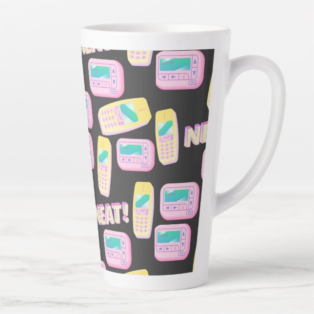 90er-Jahre-Technologie-Handys und Biper-Muster Milchtasse (Rechts)