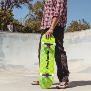 90er Retro Grün und Gelb Schachbrett  Skateboard