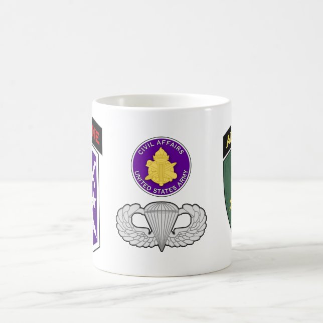 95. Zivile AngelegenheitenBde - im Flugzeug - Kaffeetasse (Mittel)