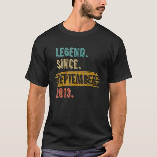 9 Jahre alte Legende seit September 2013 9. Geburt T-Shirt (Vorderseite)