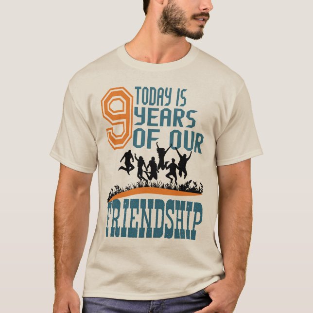 9 Jahre Freundschaft und internationale Freunde T-Shirt (Vorderseite)