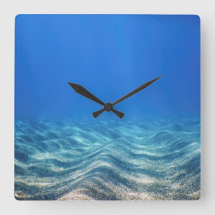 A03 DSCN5636Underwater Blue Ocean Quadratische Wanduhr