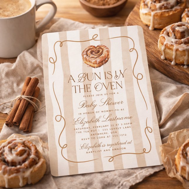 A Bun in the Oven Cinnamon Roll Theme Baby Shower Einladung (A Bun in the Oven Cinnamon Roll Theme Baby Shower Invitation)