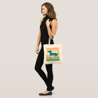 A cute tote bag with a wiener dog illustration tragetasche