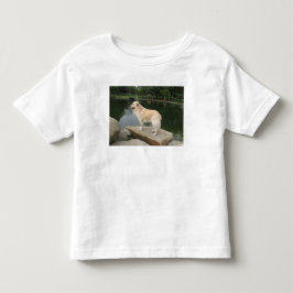 A Dog At A Pond Kleinkind T-shirt