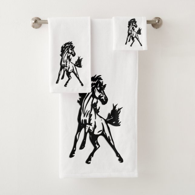 A Frisky Jumping Horse in the Wild Badhandtuch Set (Insitu)