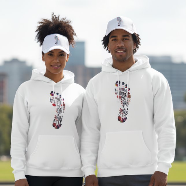 A Journey of 1000 Miles Begins with a Single Step  Hoodie (Von Creator hochgeladen)