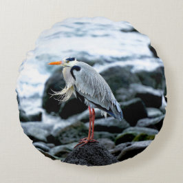 A Lone Heron Rundes Kissen