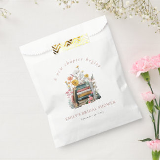 A New Chapter Begins Floral Books Bridal Shower Geschenktütchen