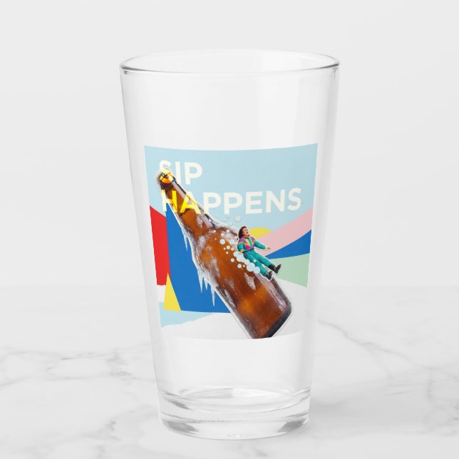 A playful “Sip Happens” drink glass Glas (Vorderseite)