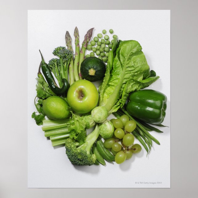 A selection of green fruits & vegetables. poster (Vorne)