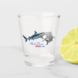 A Shot Amateurs de requins mignons Verre de tir