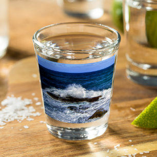 A Shot Vague D'Écrasement Sur La Formation De Roche Verre