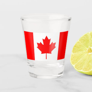 A Shot Verre photographié patriotique avec drapeau du Can