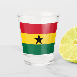 A Shot Verre photographié patriotique avec drapeau du Gha