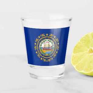 A Shot Verre photographié patriotique avec drapeau du New