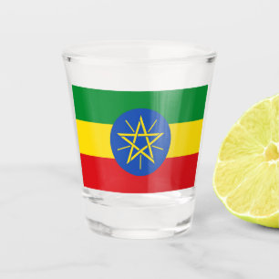 A Shot Verre photographié patriotique avec drapeau éthiop