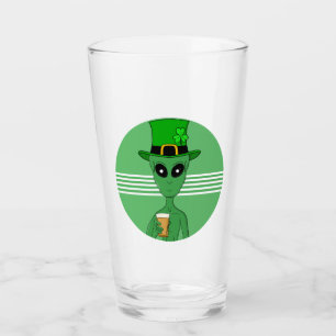 A St. Patrick's Alien Glas