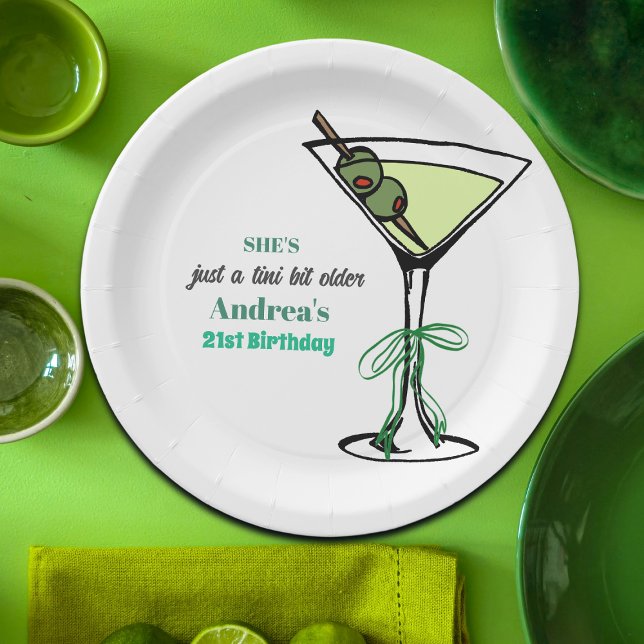 A Tini Bit Older 21st Birthday Party Pappteller (Von Creator hochgeladen)