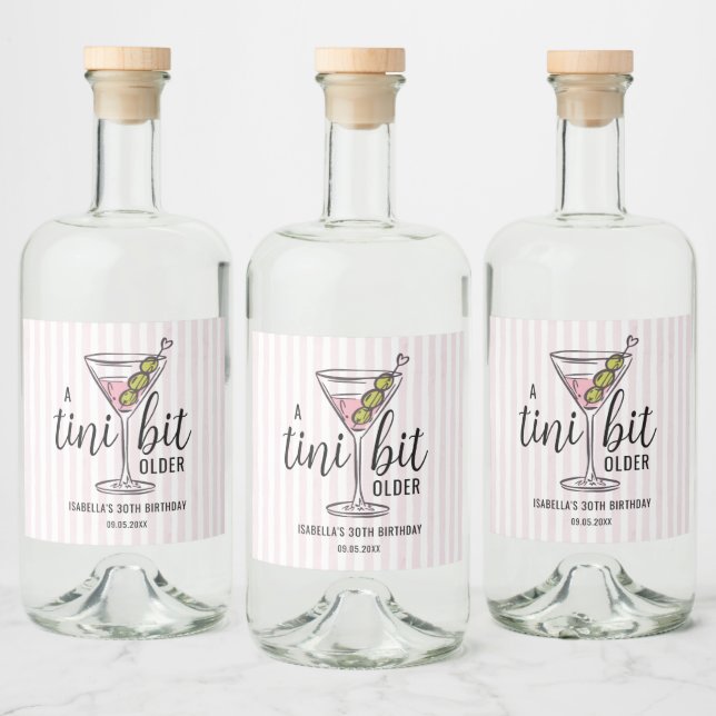 A Tini Bit Older Pink Martini Birthday Alkoholflaschenetikett (Flaschen)