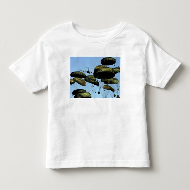 A US Air Force C-17 Globemaster III Kleinkind T-shirt (Vorderseite)