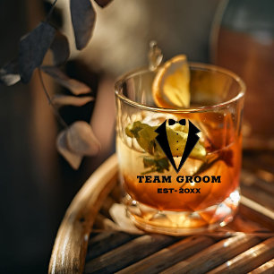 À Whisky Verre de proposition des Groomsmen, salle d'équipe